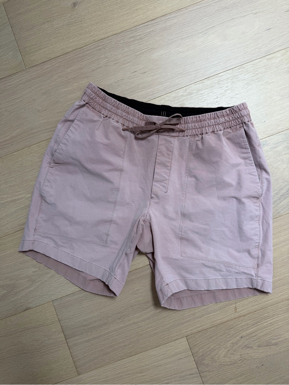 lululemon athletica Men's Casual Elastic Cargo Shorts Dusty Pink Size XL